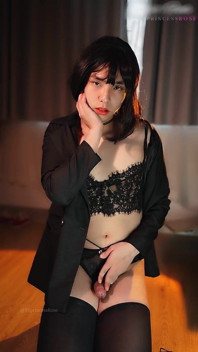 Fofa Femboy Ejaculação em Lingerie