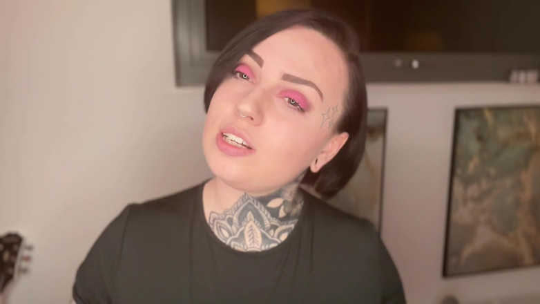 Miss Valentina: Zeck mir dieses höschen