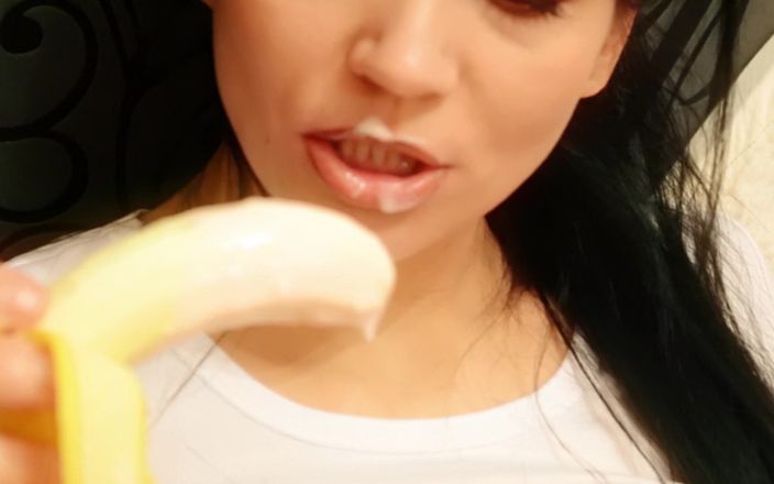 KristinaSlut: Erotic Music Video