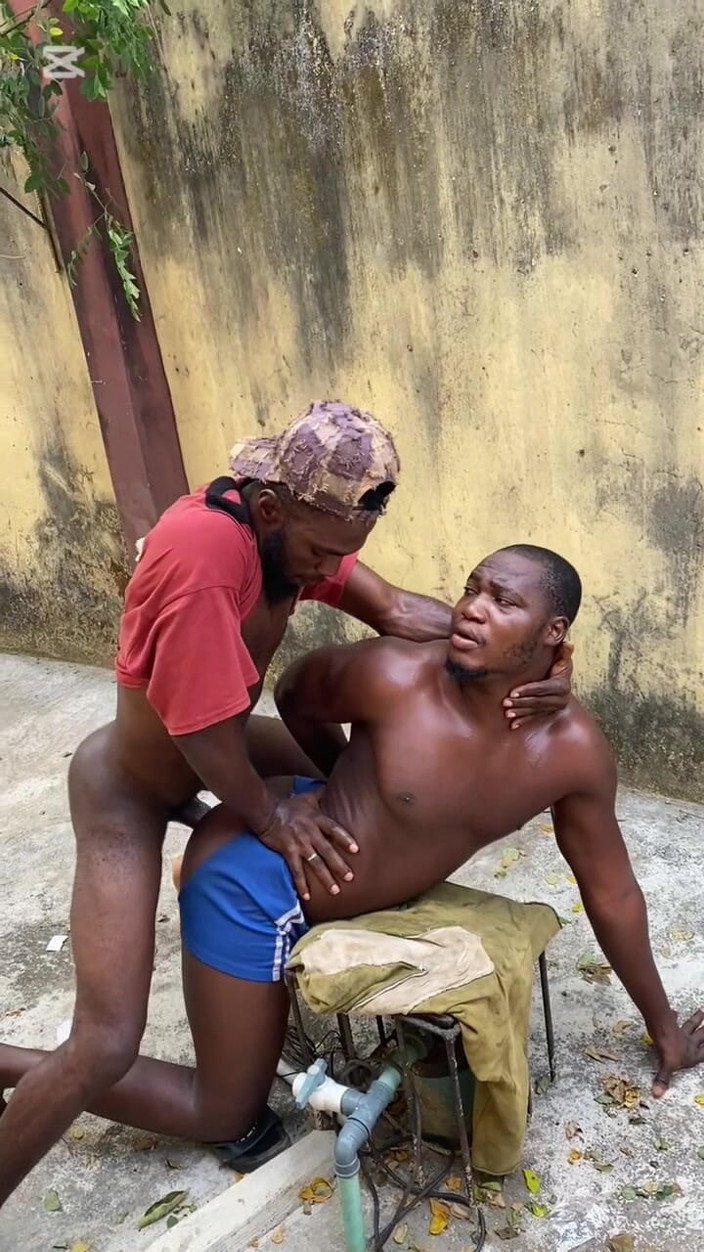 BlackDanie_production: Perforazione nel cortile 3