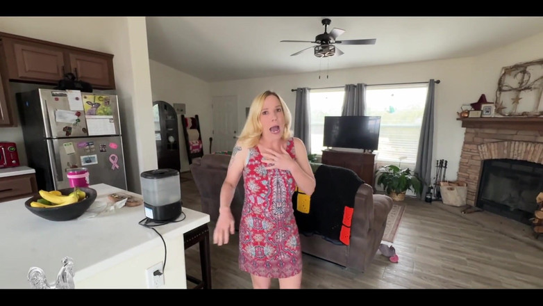 Jane Cane: Моя мачуха забула про мій день народження