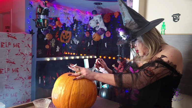 HollyCox: Witch’s Smoke Ritual Watch Me Carve While I Drag