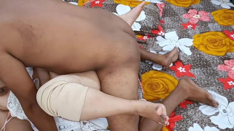 Catchybusty: Bhabhi, weź to do ust i zjedz mojego penisa, warstwa 3