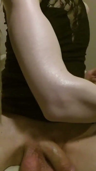 Big Cock Femboy Cumshot Biceps Flexing