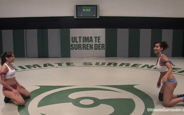 Ultimate surrender by Kink: 이시스 "여신" 사랑 (0-0) vs Thea "leeloo" 마리 (0-0)