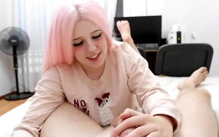BubbleGum: A Sweet Tooth Licks a Cock Covered with Whipped Cream