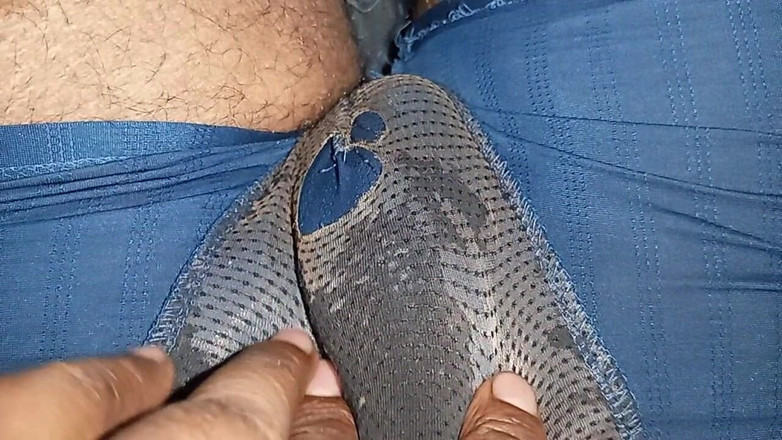 Sweet Indian cock: Indian Boy lagi asik masturbasi