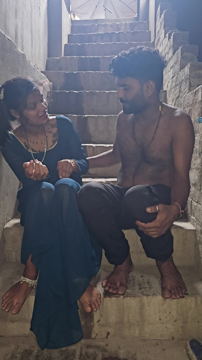 Aalox: Desi Indian Hot Girl Fuck with Her Friend