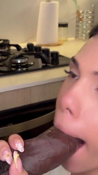 BBC 17 Inch Pizza Delivery Man Fucks My Ass! Oh My God What a Big Dick