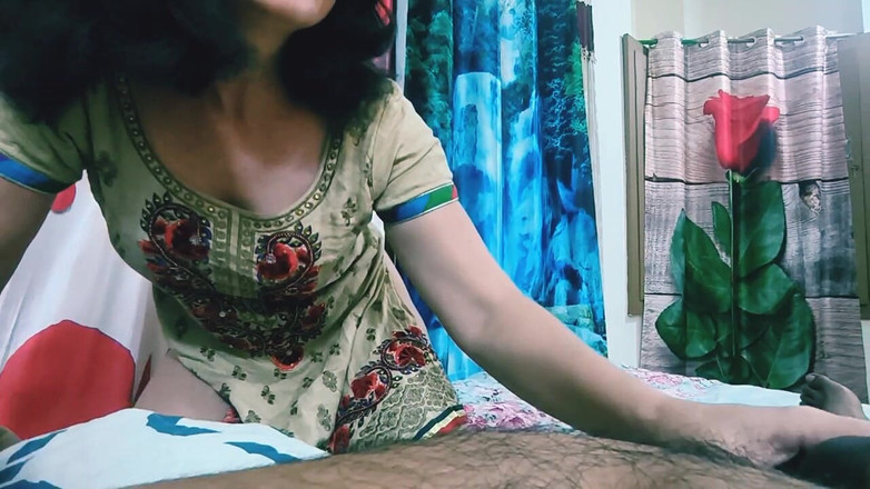 Bolly Karma: 그녀는 완전한 제어를 사랑해