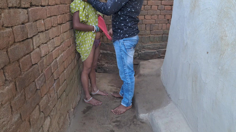 Trilokinath: Novia india caliente