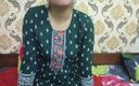 Saara Bhabhi: हिंदी सेक्स कहानी रोलप्ले - भारतीय शिक्षक और छात्र पहली बार चुदाई