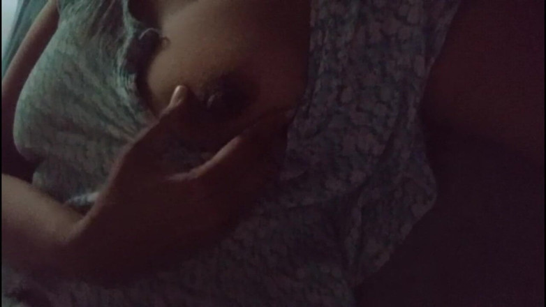 Miya White: Büyük memeli ateşli üvey kız kardeş üvey erkek kardeşinin dildo oyunu tarafından...