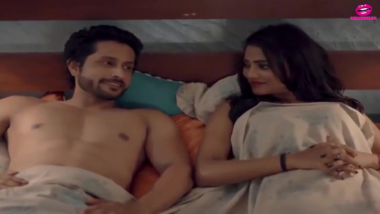 Indianpinklips: Indiana professora de academia hardcore fode sua buceta duro