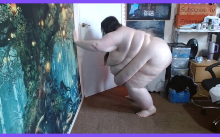 SSBBWLadyBrads: 바닥에서 기어다니는 SSBBW