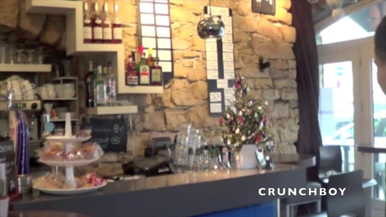 Crunch Boy: Une jeune Latino utilisée par un mec sexy