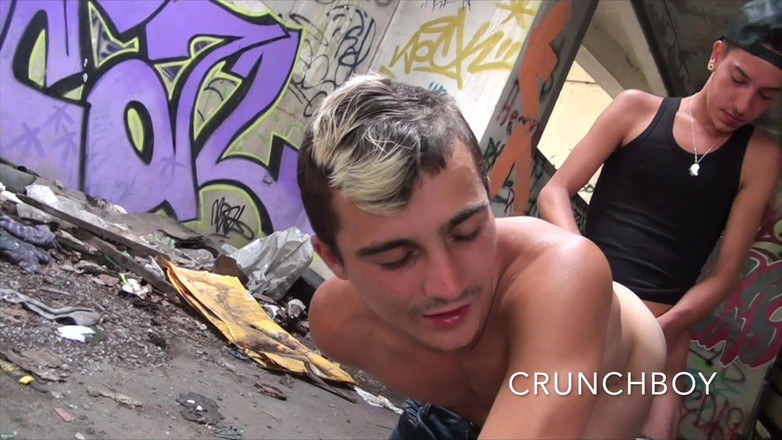 PORN FRENCH RAW FUCK CLUB X: 2306 Two French Twinks Fucking Orudoor in Exhib
