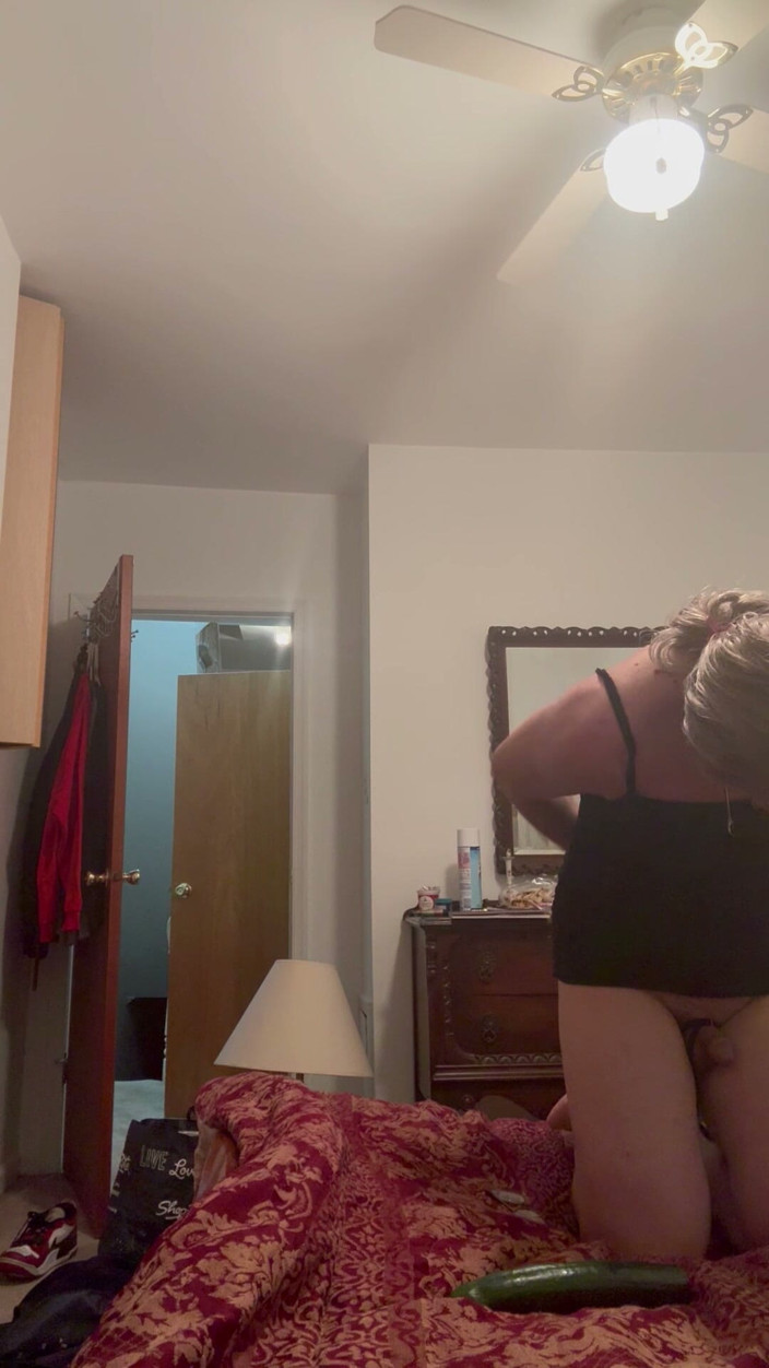 Kinky39: Tied up Riding Toy