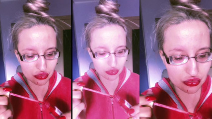 FinDom Goaldigger: Asmr červená rtěnka a mini koláče