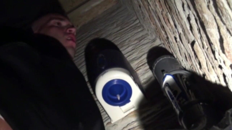 Crunch Boy: Matieu futută în găuri de gloryholes de Diego