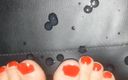 Lizzaal ZZ: Cuming All Over My Sexy Toes and Feet