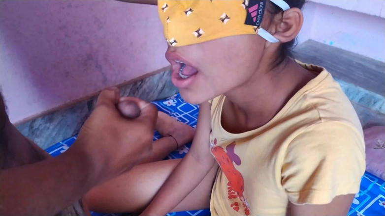 HousewifeGeeta: Indian sucking teen stepsister cum in mouth