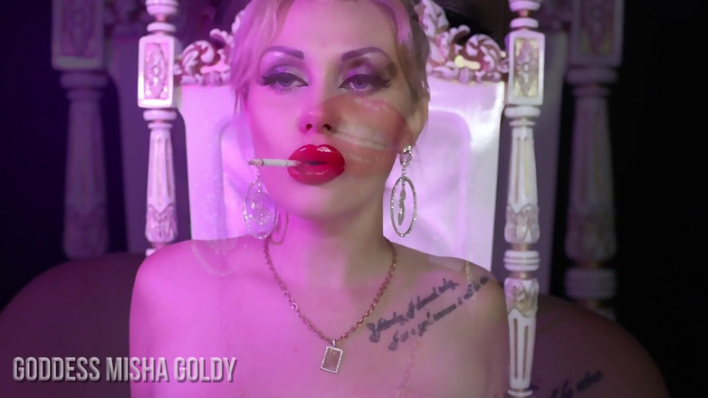 Goddess Misha Goldy: ริมฝีปากเสพติดล้างสมอง!