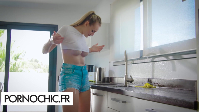 Pornochic: Linda and the Two Neighbors