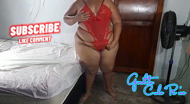 Gordita Culo Rico: Pantat baheno cewek super semok ini dilumuri minyak