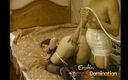 Erotic Lezdom: Грудастые доминантные милфы командуют игрушкой с горячей крошкой