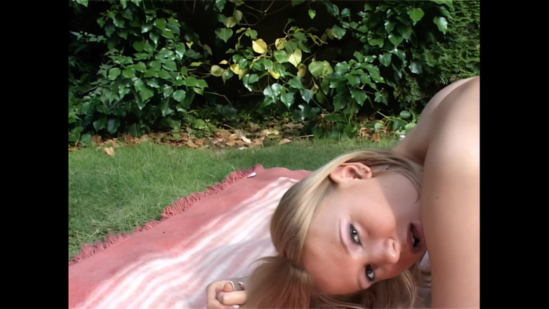 DEUTSCHE AMATEUR: Teplé doteky pro teplý měkký zadek