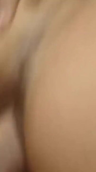 C를 지불하기 위해 현금이 필요한 이 프랑스 창녀를 따먹어