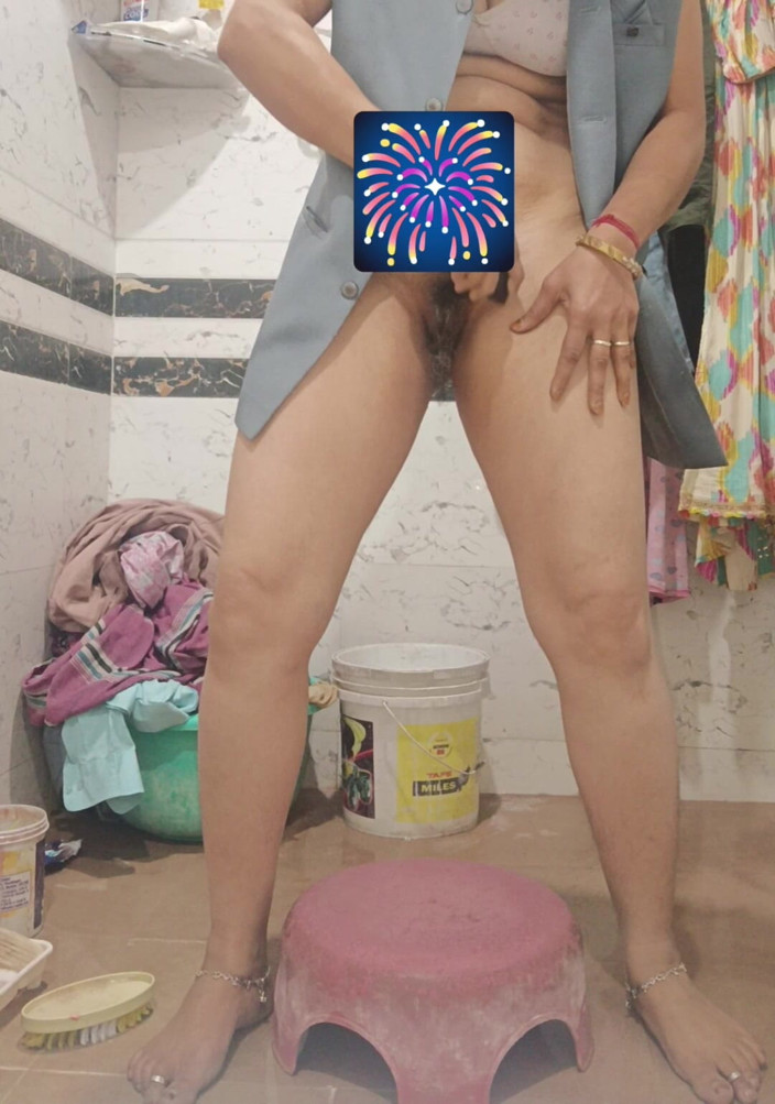 Priyahot77: Priya Bhabi Sexy Video