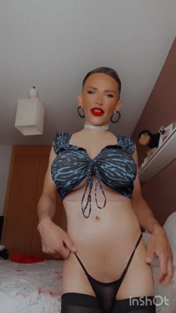 Sissy Slut Brianna: Сперма на моем лице и скажи мне, что ты скучала по мне