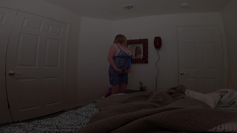 Erin Electra: 임신한 새엄마