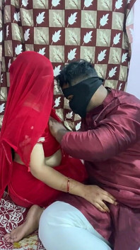Karwa chauth, aku ngentot pantat istriku yang manis