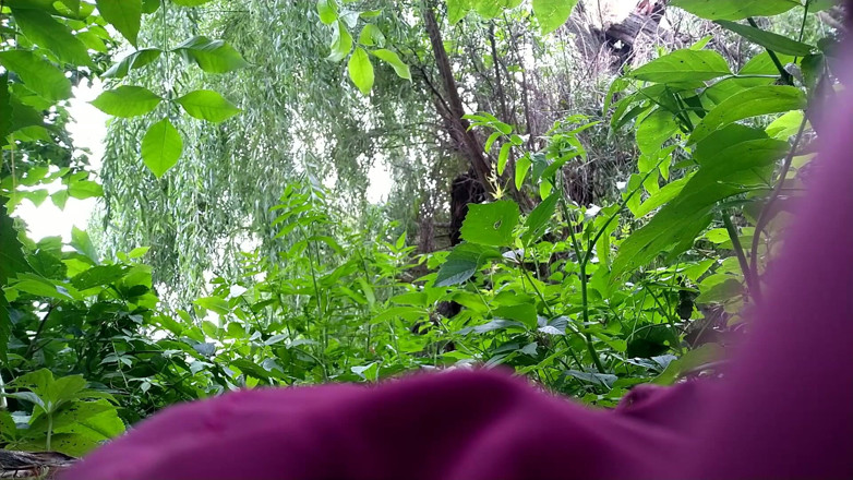 Elena: Warm pussy nectar of horny MILF in pantyhose outdoors bottom...
