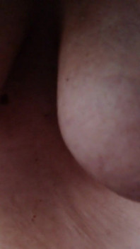 En primer plano - milf 36dd se cuela