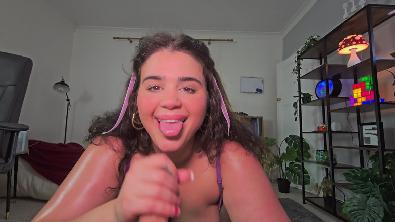 LuciaLatinaGomez: Šukání koz a anální kolík Tease - nedbalý BJ, olej a...