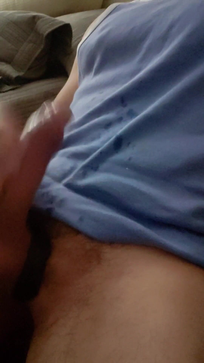 BBIG: Kolejne wytryski na koszulce