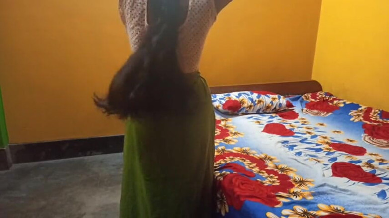 Namita: Bhabhi desi India berpantat besar berkongkek keras dan kasar dalam...
