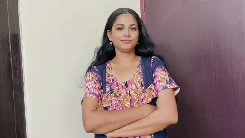 Desisexqueen: India milf compensa con su inquilino y todo se puso...
