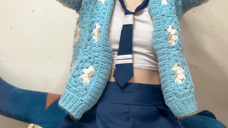 sweethanajapanese: Hana Indossa La Studentessa Cosplay per Il Suo Nuovo Giorno...