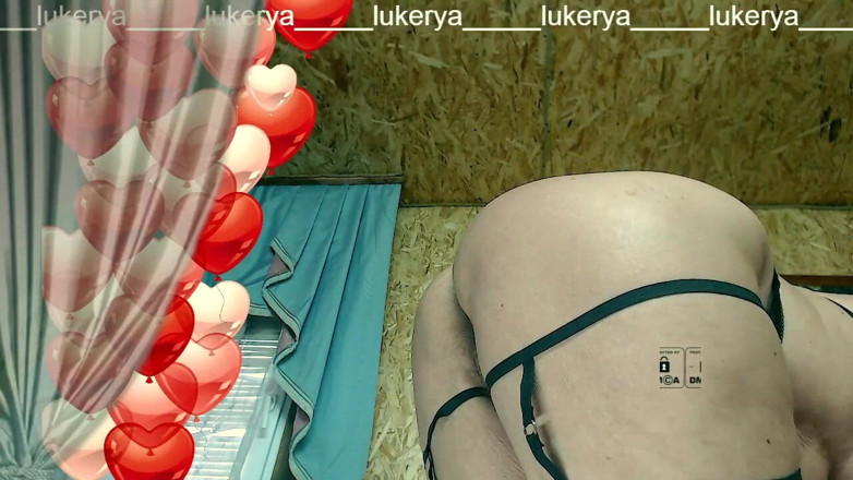 Lukerya: La allegra lukerya prende in giro con il suo vecchio...