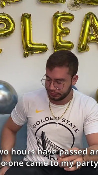 Cadoul meu de ziua mea este un sex în patru cu trei femei latino columbiene excitate