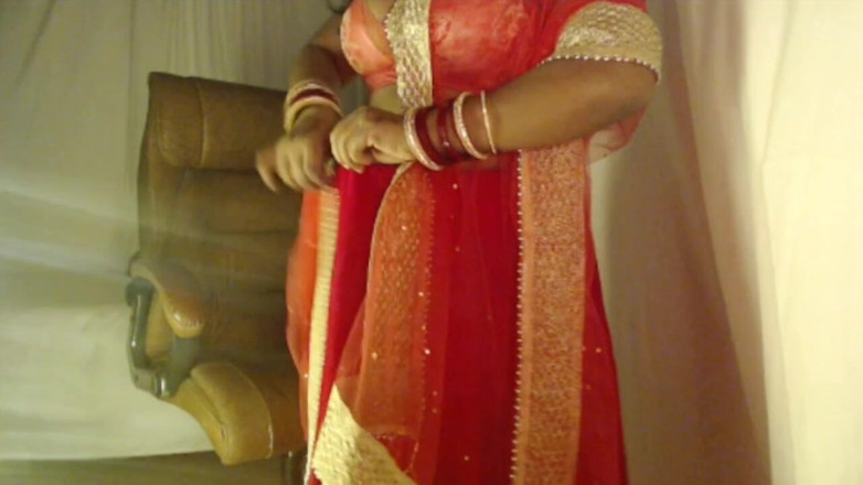 HotGirl21: Pertunjukan bugil gadis hot india dengan besar