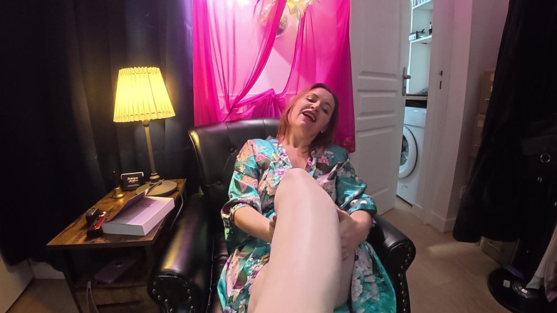 InannaJustice: Un semplice massaggio ai piedi