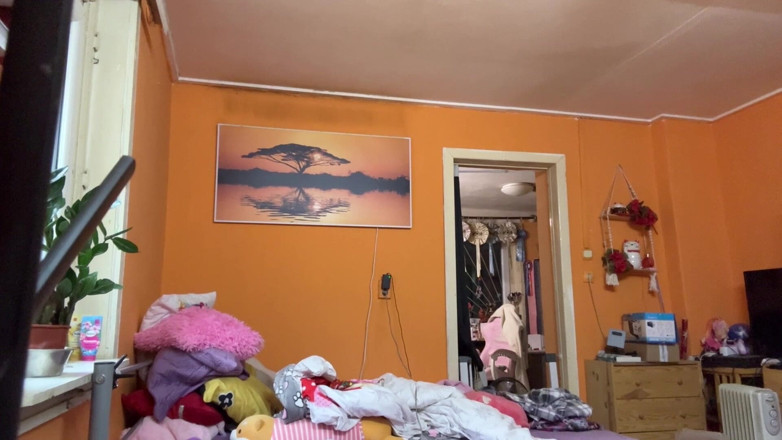 Cuteblonde666: Amateur harig meisje naakt huishoudelijk werk sessie 1