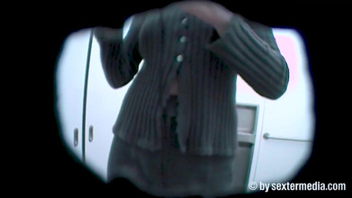 Viewer cam by Sextermedia: Anna tự địt mình với dương vật giả lớn trong nhà...