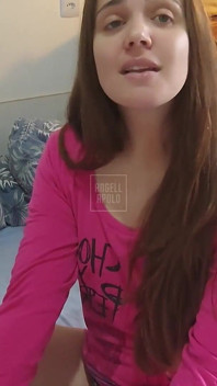 Bojovali jste se svou přítelkyní, ale je to v pořádku, protože vaše nevlastní sestra vám pomůže relaxovat a provede vaše honění část 1